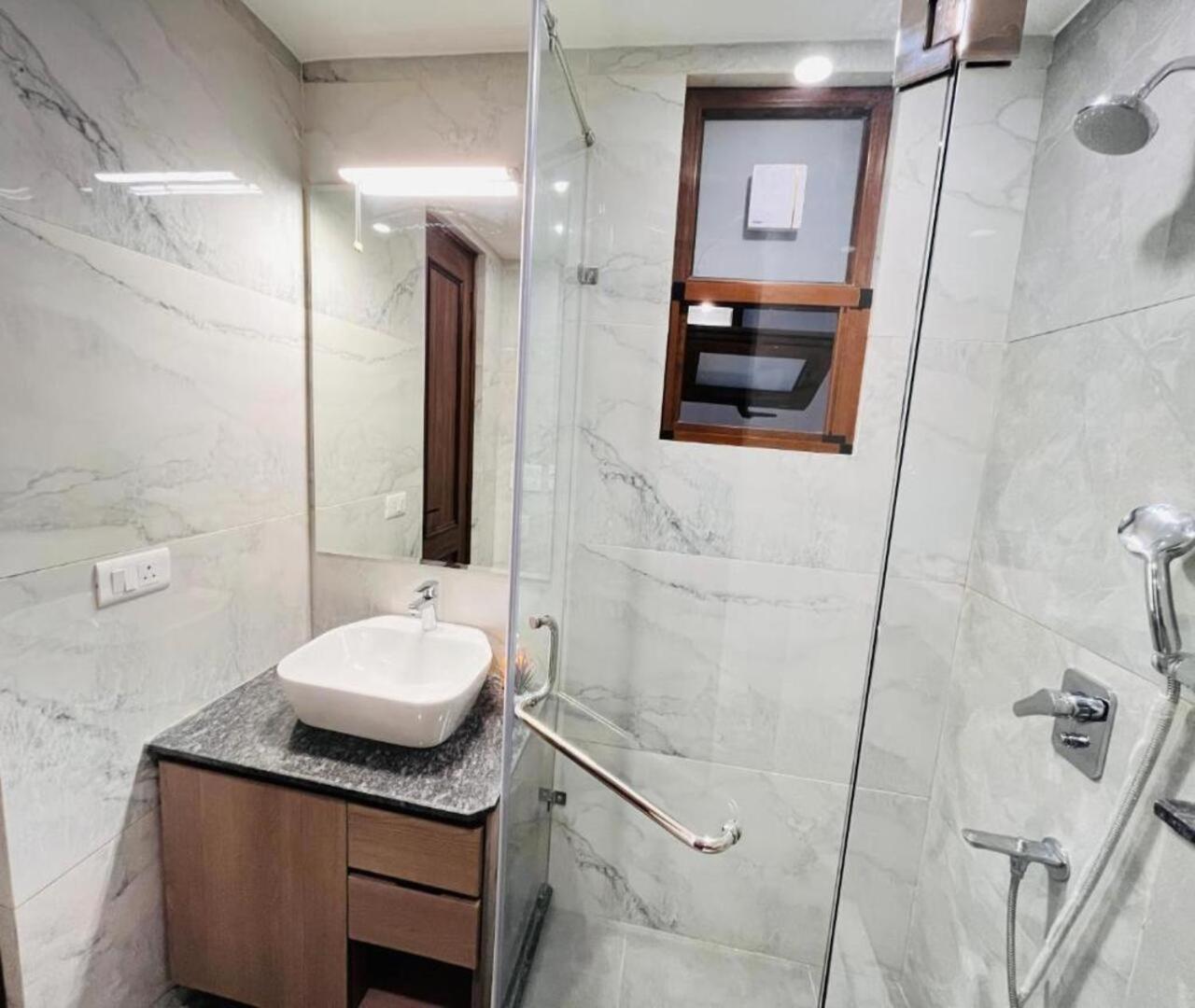 מלון Grove Residency Hauz Khas New Delhi Couple Friendly מראה חיצוני תמונה