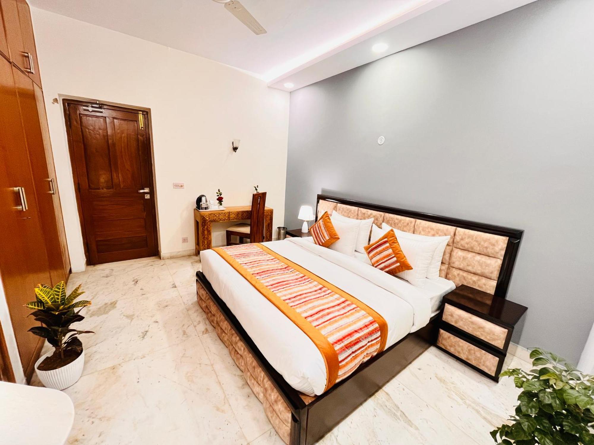 מלון Grove Residency Hauz Khas New Delhi Couple Friendly מראה חיצוני תמונה